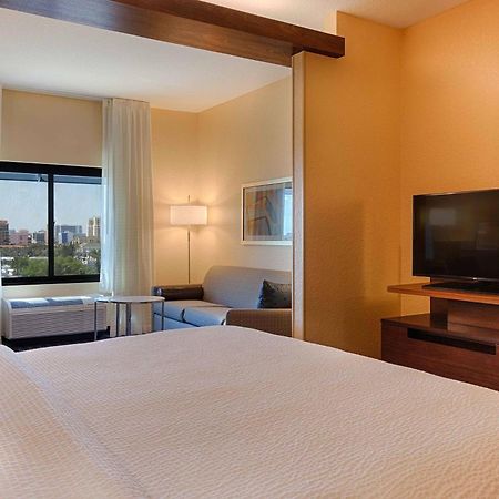 Fairfield Inn & Suites By Marriott Clearwater Beach Bagian luar foto