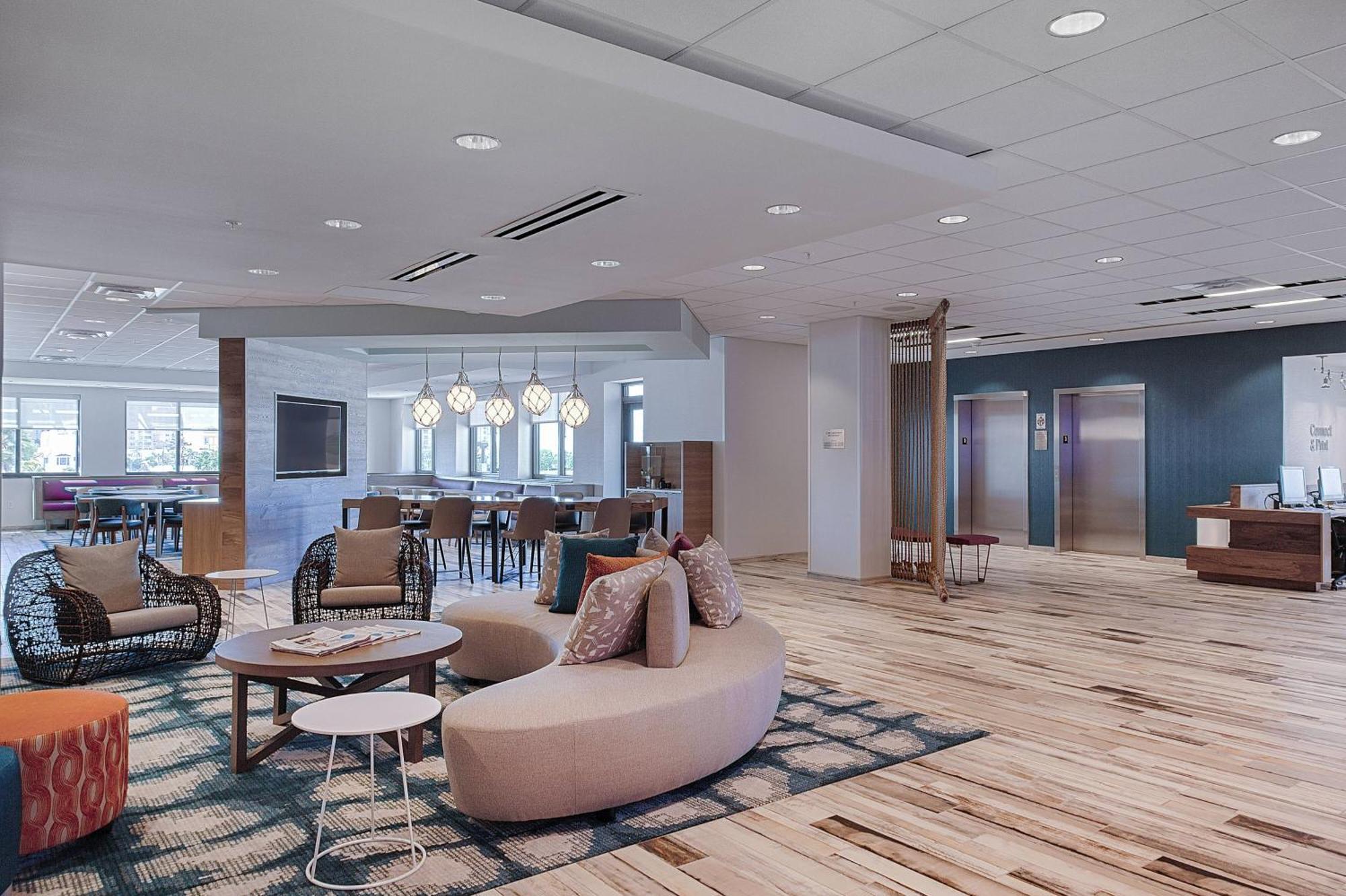 Fairfield Inn & Suites By Marriott Clearwater Beach Bagian luar foto